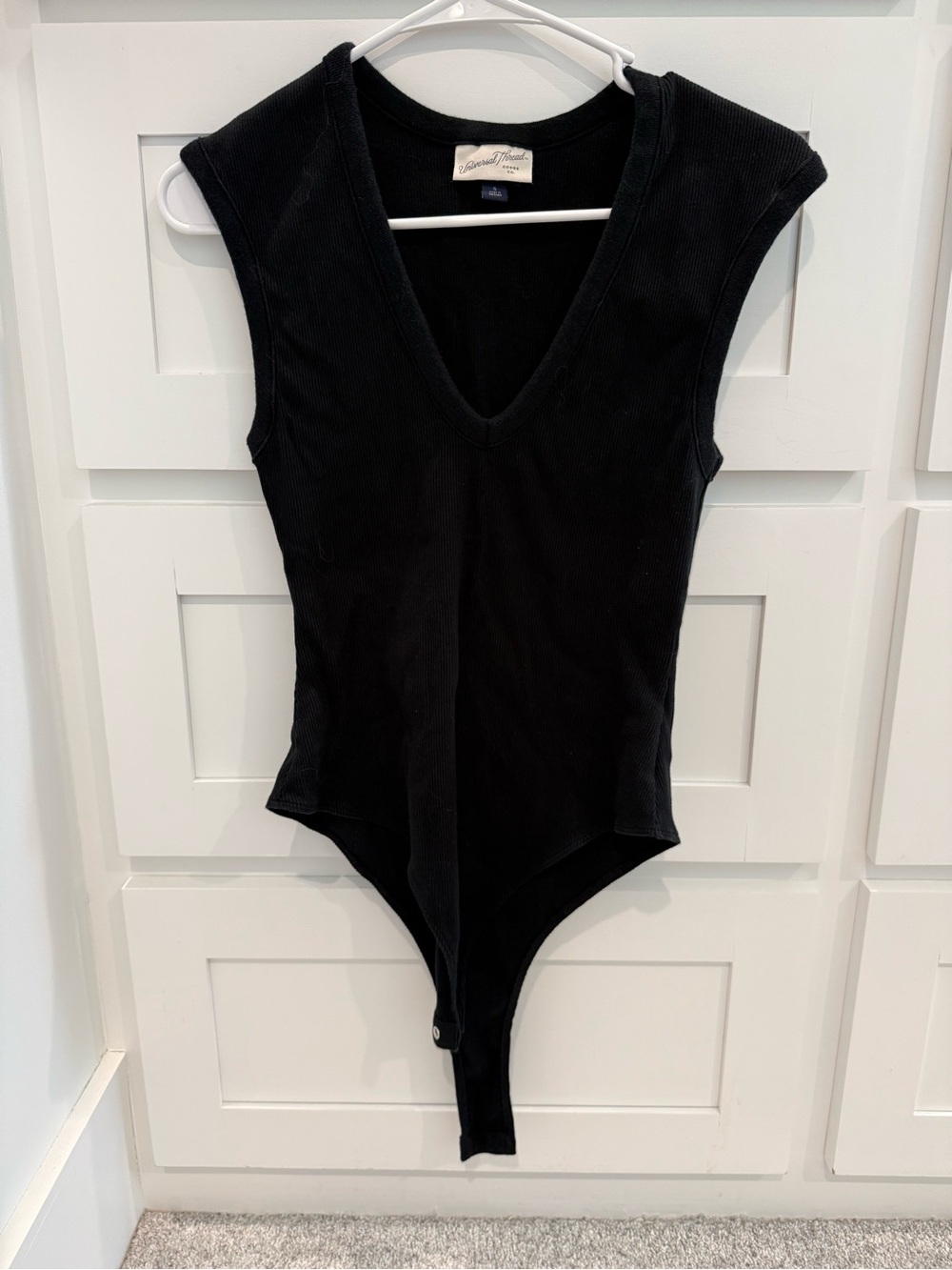 Universal Thread Black Ribbed V-Neck Sleeveless Bodysuit